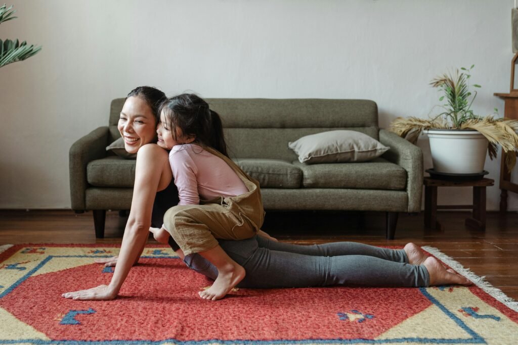 Lifestyle changes for better brain health 4 Healthy lifestyle habits like exercise, sleep, balanced diet, and mental activity supporting better brain health