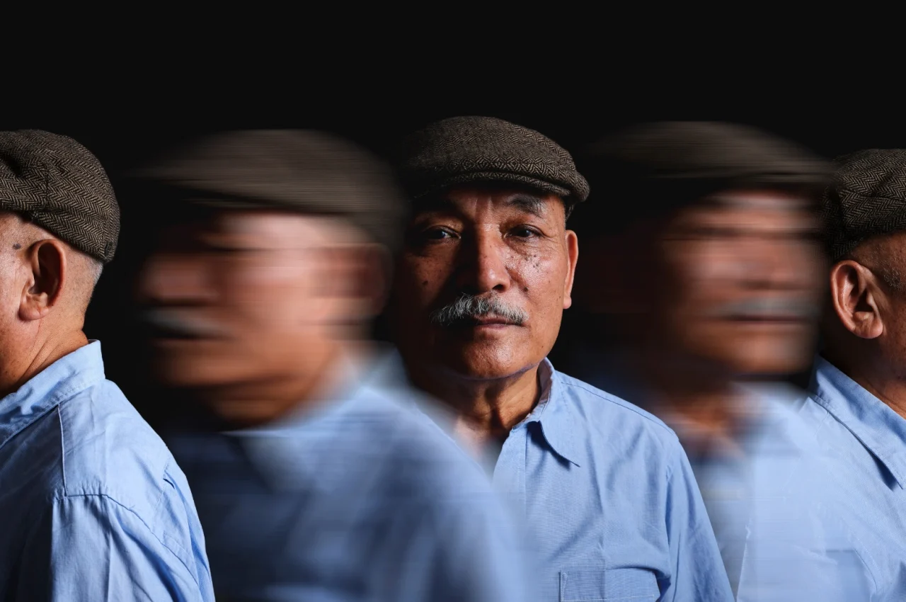 Parkinsons disease symptoms and early warning signs.